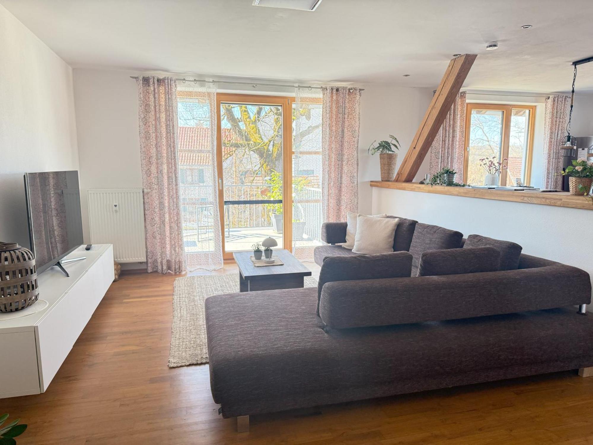 Fe Wo Brunnen - 120 Qm - Ruhige Lage - Viel Natur- Komfortabel - Grosser Balkon Und Garten Apartment Memmingen